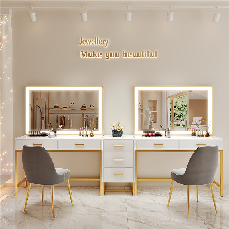 Beauty Makeup Bridal - Nail art make-up artist studio professional