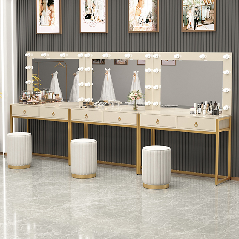 Dressoir met lampspiegel geïnt - Beauty Makeup Bridal recensie en prijs