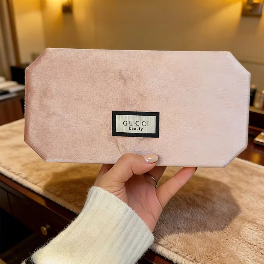 Gucci Gucci's tas Lichtroze fl - Ysl Beauty Makeup recensie en prijs