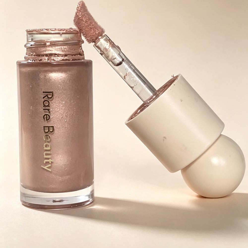 Rare Beauty Light Silky Highli - Rare Beauty Makeup Kit recensie en prijs
