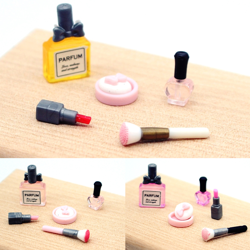 1 Set 1:12 Poppenhuis Miniatuu - Beauty Makeup Lipstick recensie en prijs