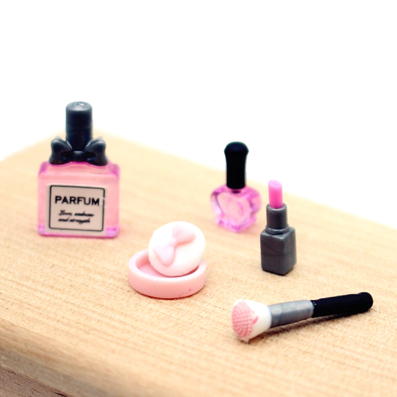 1 Set 1:12 Poppenhuis Miniatuu - Beauty Makeup Lipstick recensie en prijs
