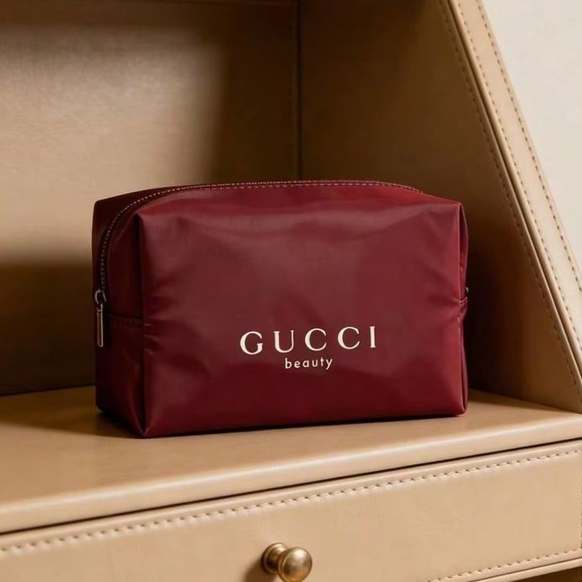 Gucci's tas, duurzame rode can - Ysl Beauty Makeup recensie en prijs