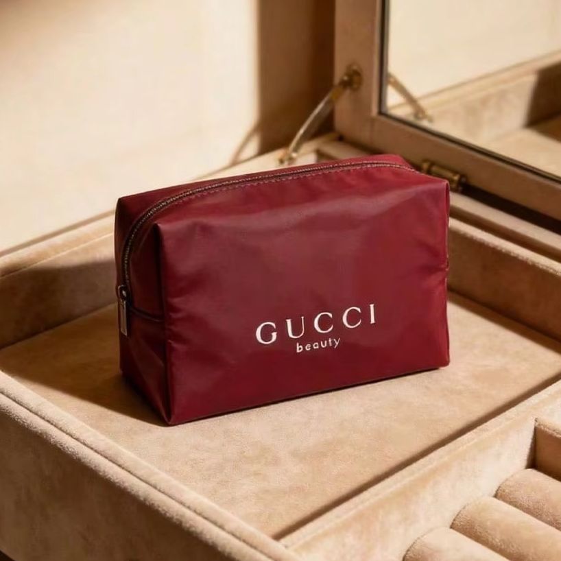 Gucci's tas, duurzame rode can - Ysl Beauty Makeup recensie en prijs