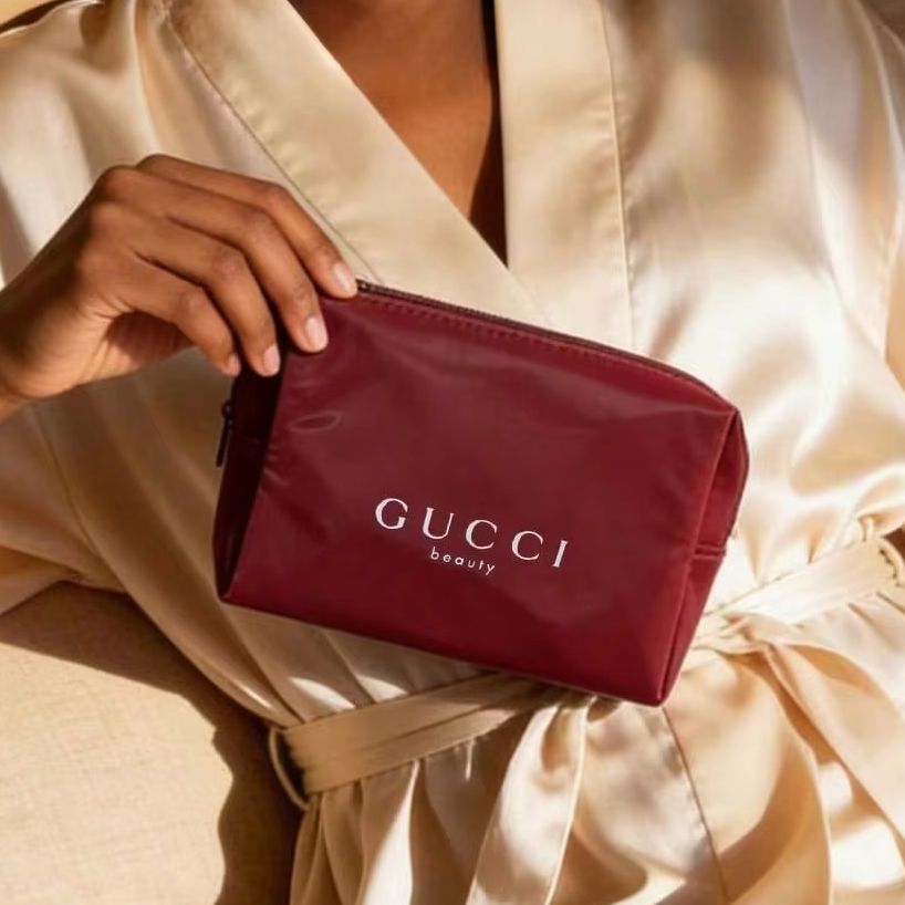 Gucci's tas, duurzame rode can - Ysl Beauty Makeup recensie en prijs